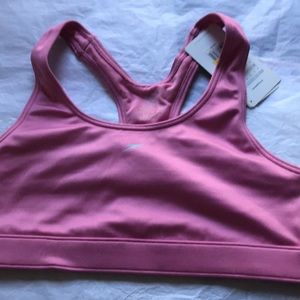 NWT Speedo Axcelerate Racerback Pullover Sport Bra